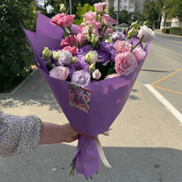 Букет 7 эустом в Алупке