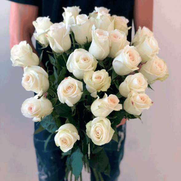 21 белая роза, лента в Алупке